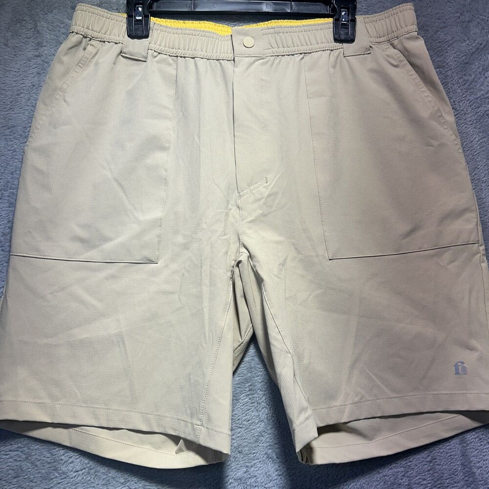 Bonobos Shorts Men L Beige Bermuda Nylon Spandex 9 Inch Inseam Lightweight